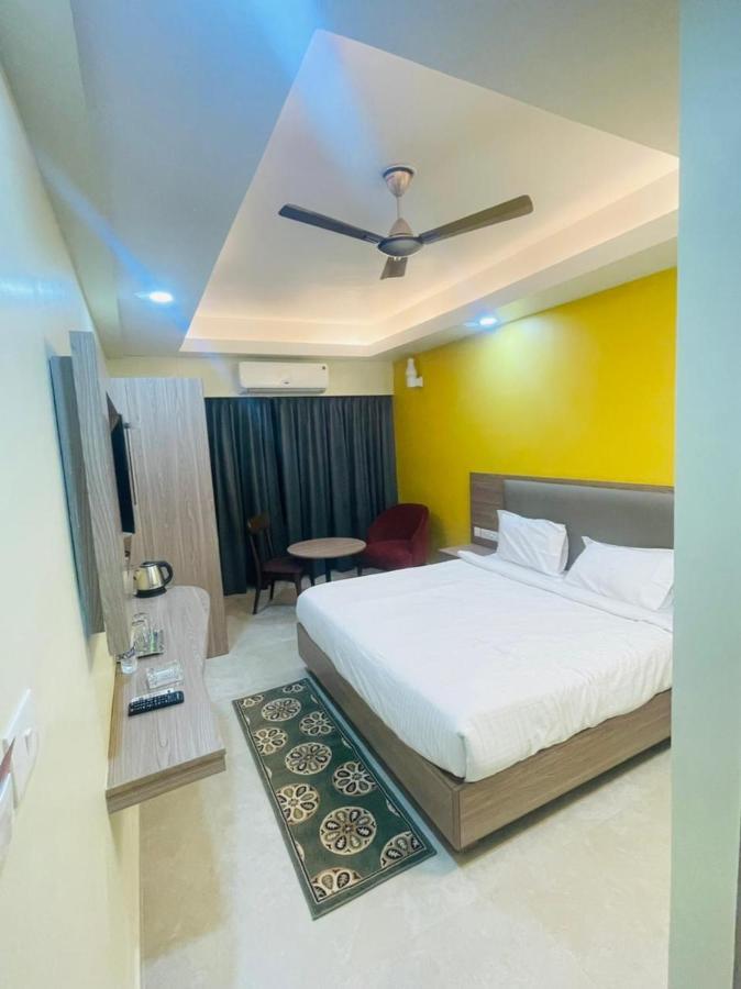 Royal Beach International Puri Kültér fotó