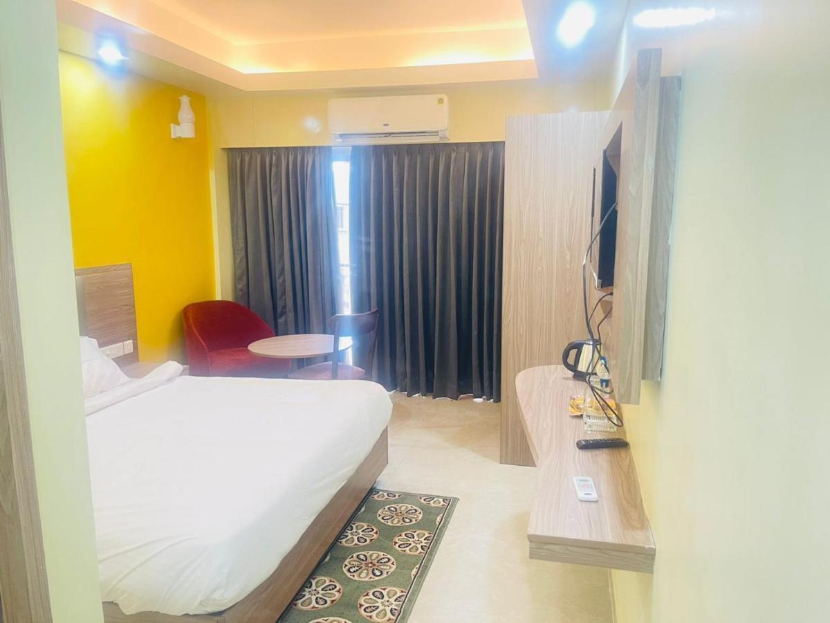 Royal Beach International Puri Kültér fotó