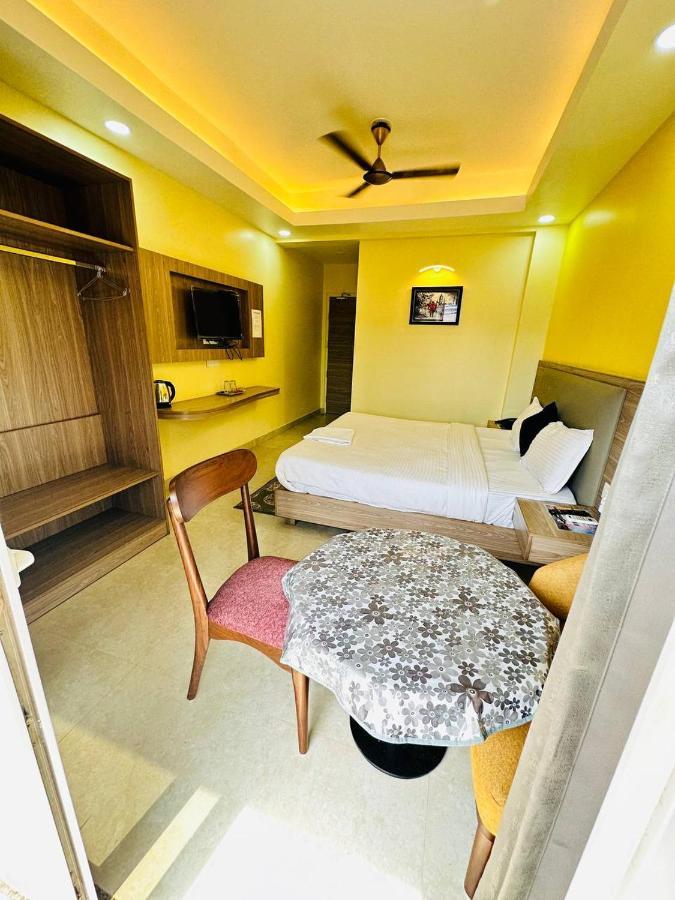 Royal Beach International Puri Kültér fotó