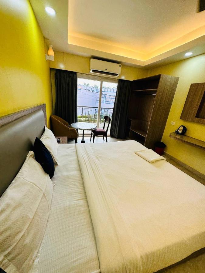 Royal Beach International Puri Kültér fotó