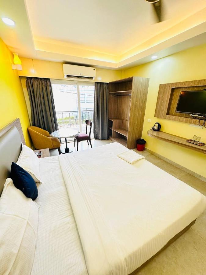 Royal Beach International Puri Kültér fotó