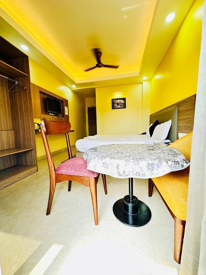 Royal Beach International Puri Kültér fotó